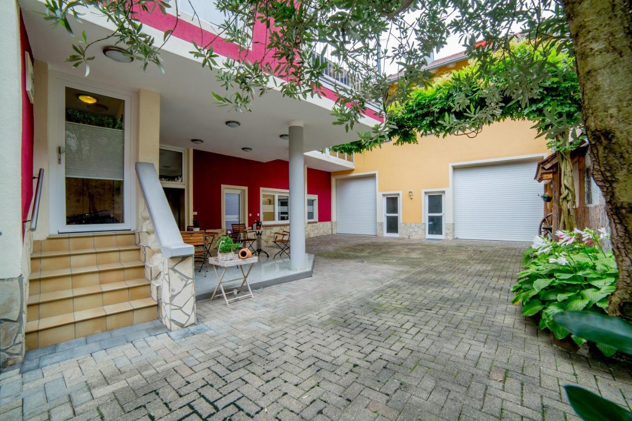 Wohnung 22 - Auszeit - Nur 5 Minuten Vom Europa-Park Kappel-Grafenhausen Bagian luar foto